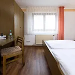 Ellenzer Goldbaeumchen 3* 埃伦波特道夫