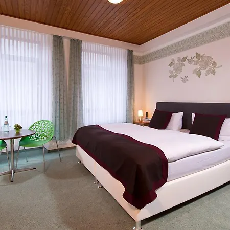 Ellenzer Goldbaeumchen 3*