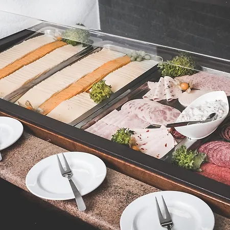 Ellenzer Goldbaeumchen 酒店