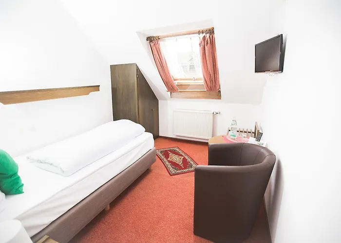 Hotel Ellenzer Goldbaeumchen Ellenz-Poltersdorf